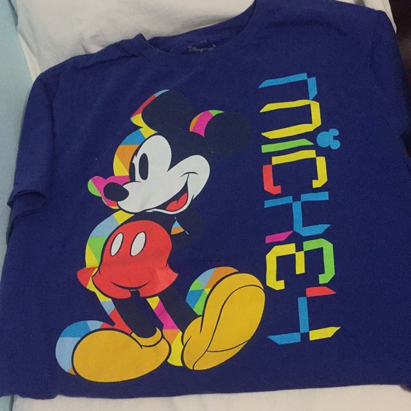 Disney shirt ! - Picture 3 of 3